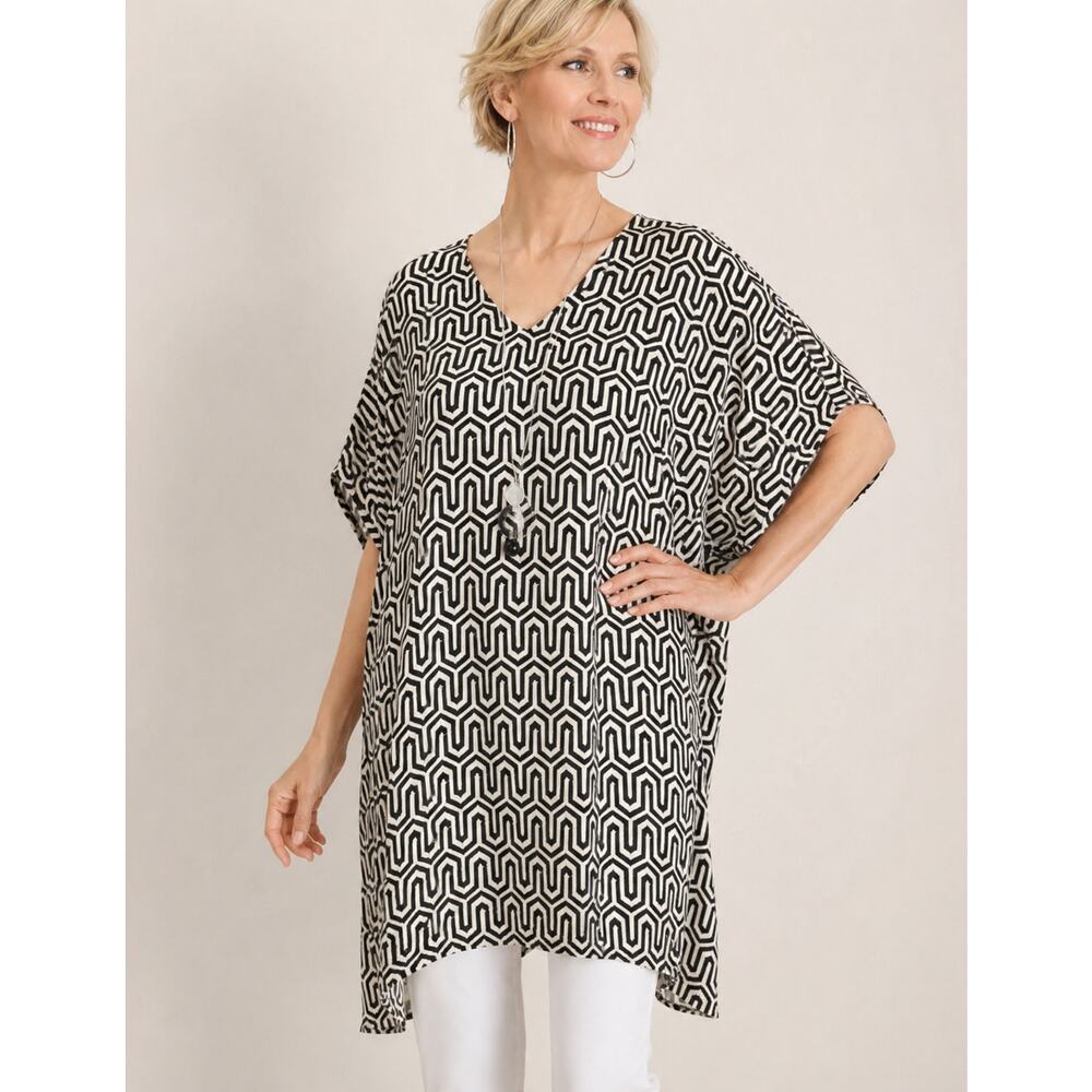 Chico's Black Cream Geometric Tunic Dress Dolman Sleeve Size Large Artsy Resort